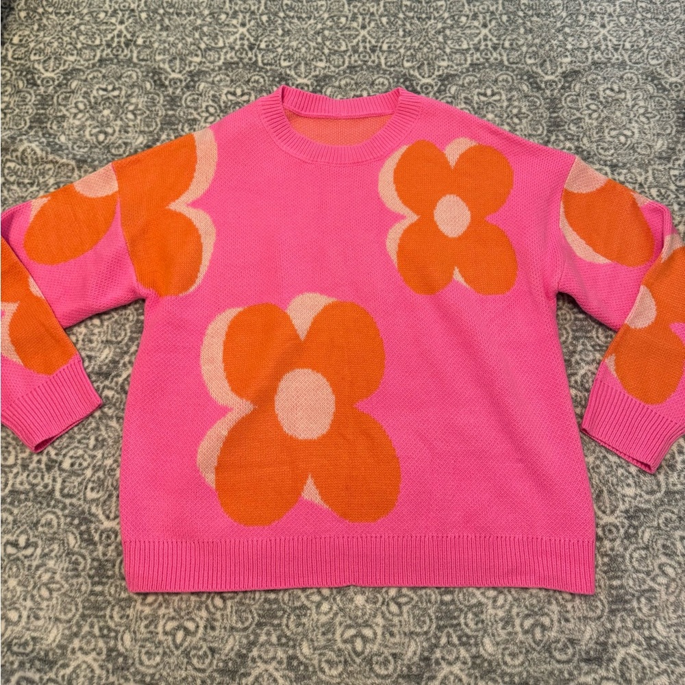 Pink flower sweater, size small